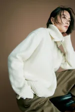 French Style High-grade Large Lapel Half Zipper Pullover - White