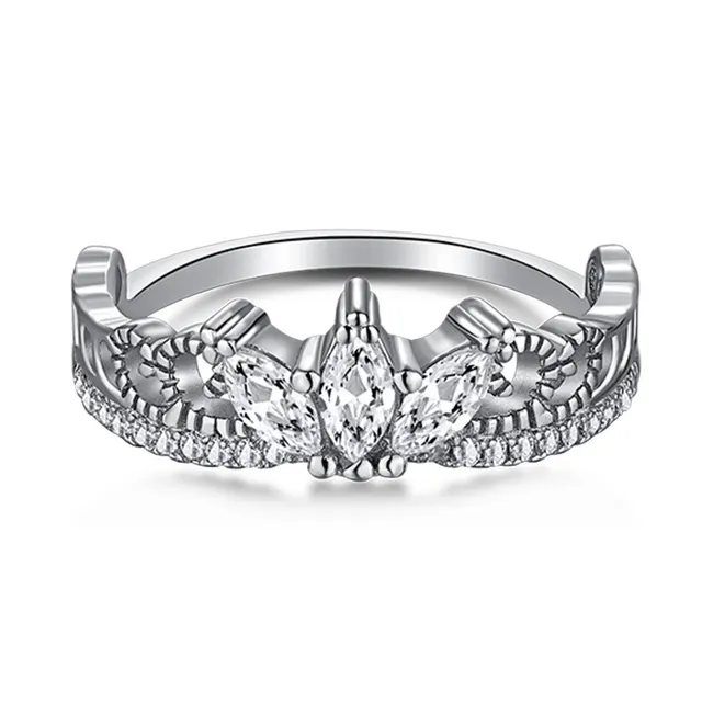 Sterling Silver Temperament Light Luxury Main Diamond Ring Ne120186 - Shop at LoveMi