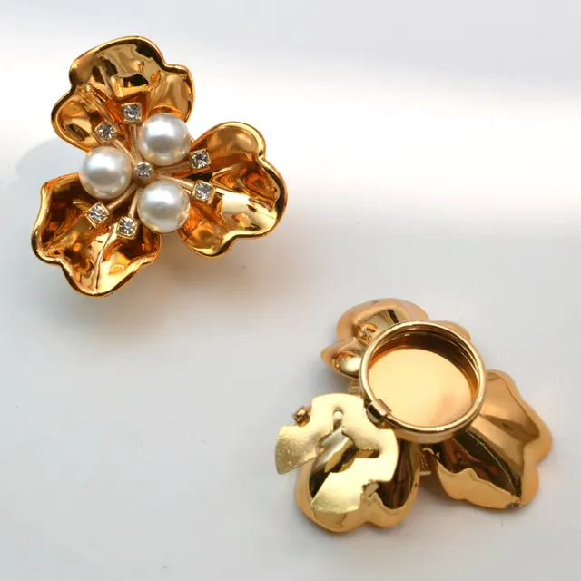 Delicate Pearl Three flap Printed Shirt Cufflinks Gold - Shop at LoveMi
