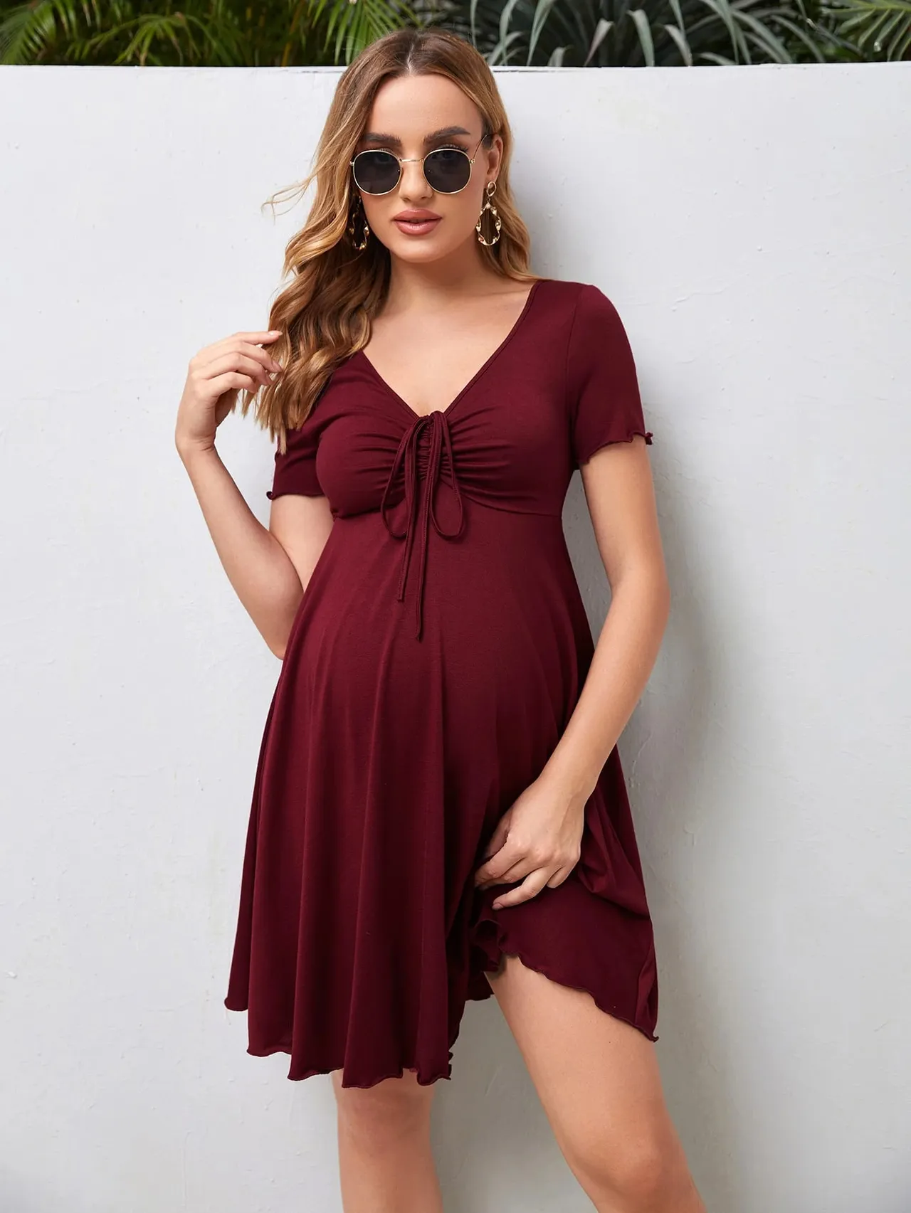 V-neck Short-sleeved Dress With Drawstring At Chest - Dark Red