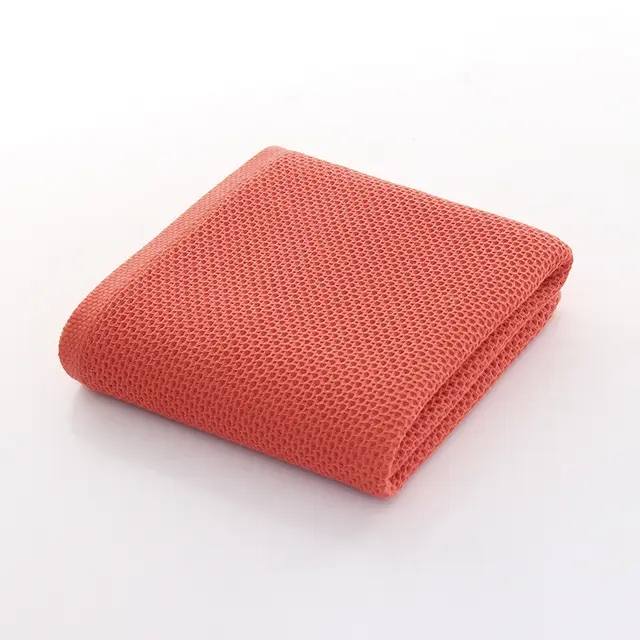 Hotel Absorbent Bath Towel Breathable And Easy To Dry All cotton Beach Towel Red - Shop at LoveMi