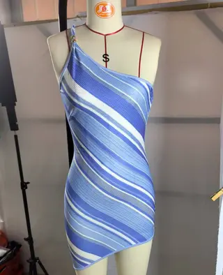 Backless Oblique Shoulder Strap Color Stripes Stitching Dress - Blue