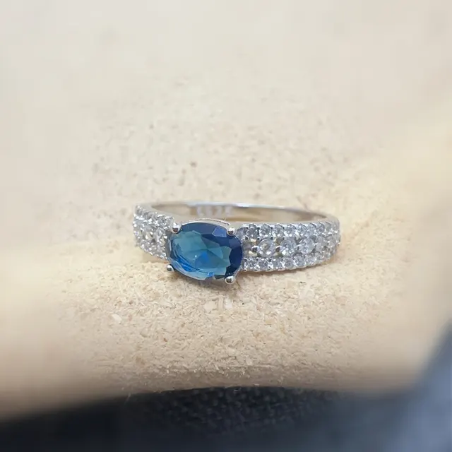 Full Body S925 Sterling Silver Row Diamond Ring Female Inlaid Flashing Delicate White Gold Color - Shop at LoveMi
