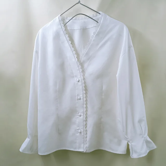 Rose Fiber Comes With Flower Fragrance High end Design V neck Lace White Shirt White - Shop at LoveMi