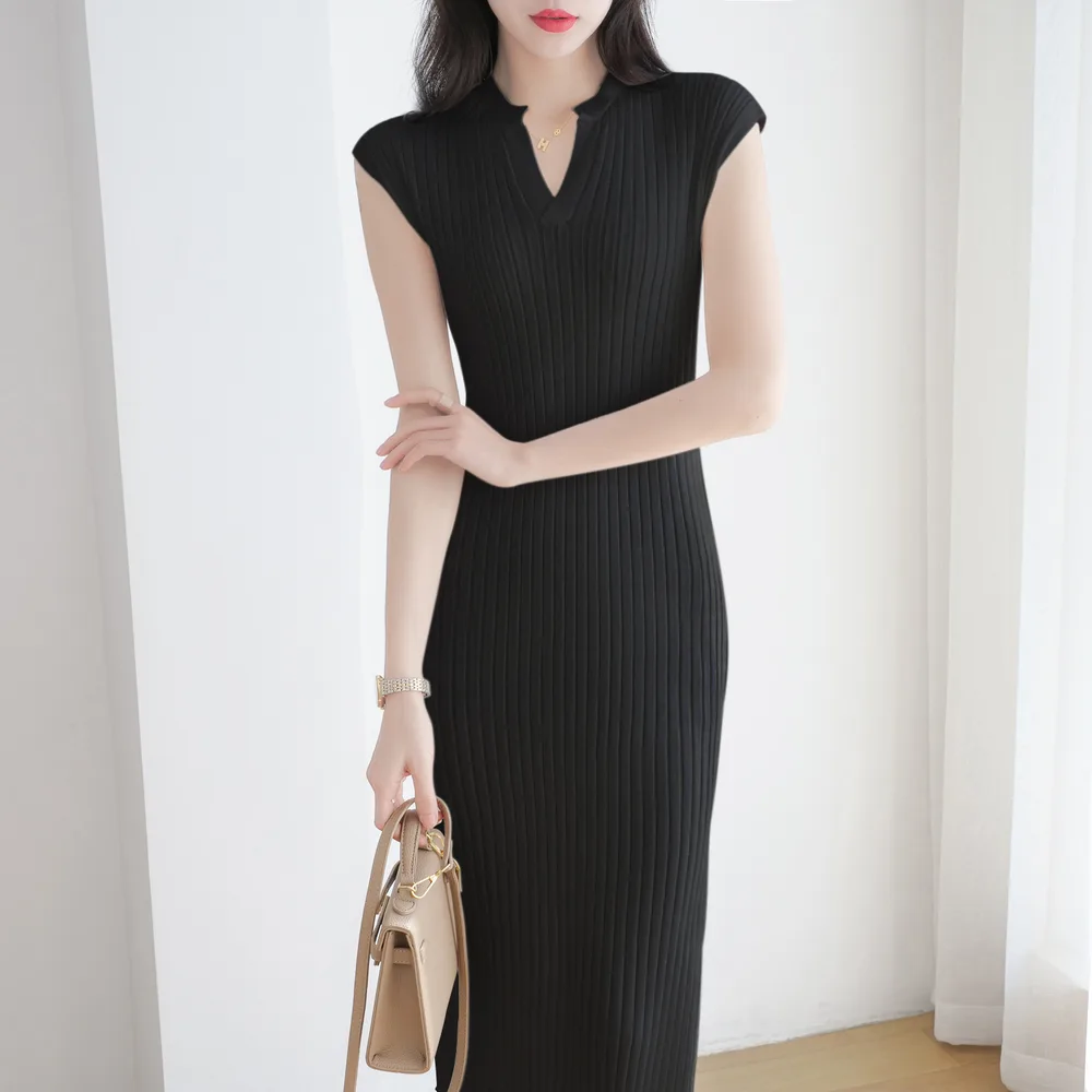 French Retro Short-sleeved Knitted Dress - Black - View 1