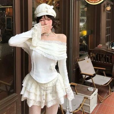 Korean style Lace Floral Sweet And Spicy Long sleeved Base Shirt Floral - Shop at LoveMi