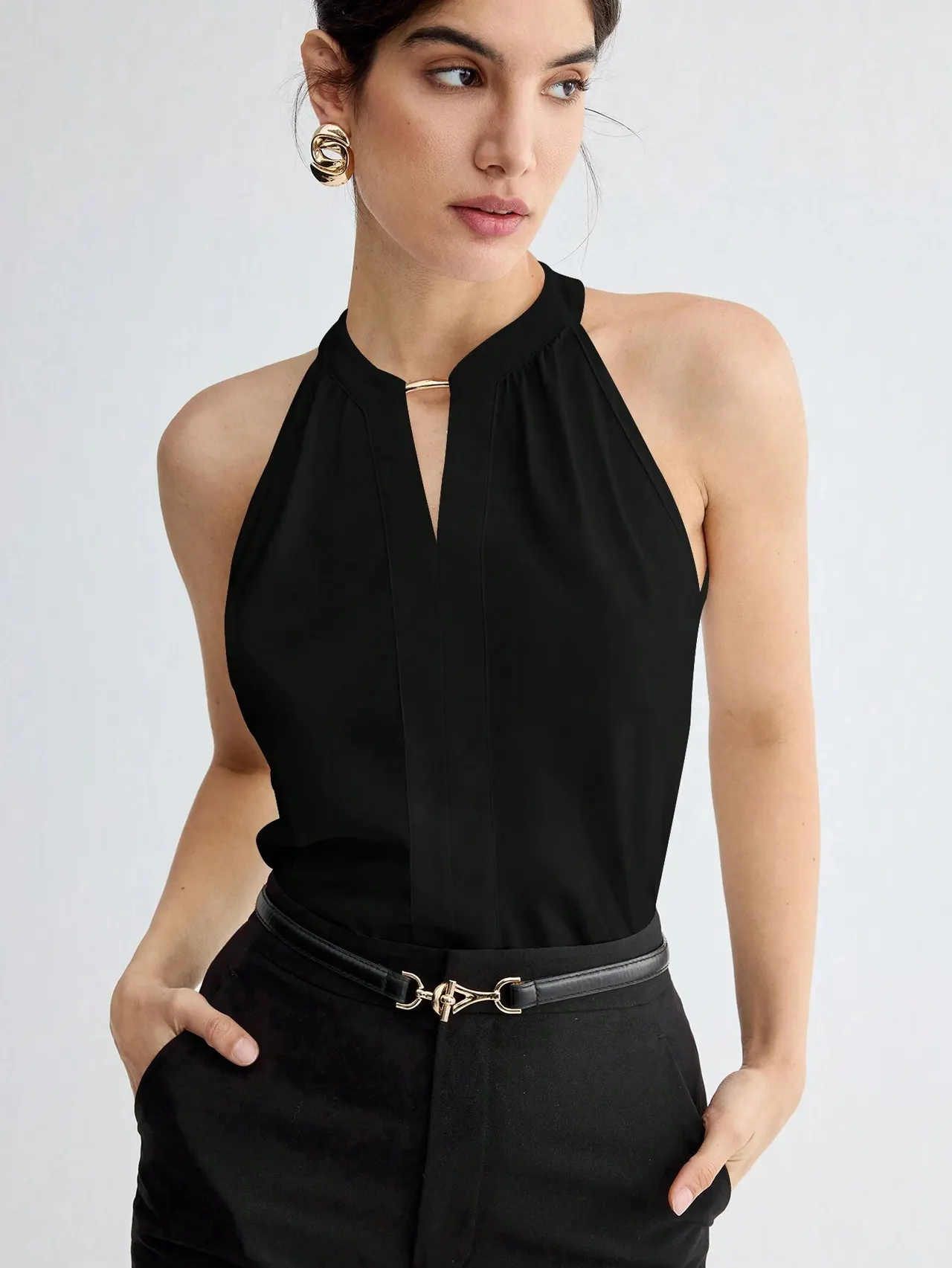 Commuting Essential Workplace Elegant And Versatile Sleeveless Halter Top - Black