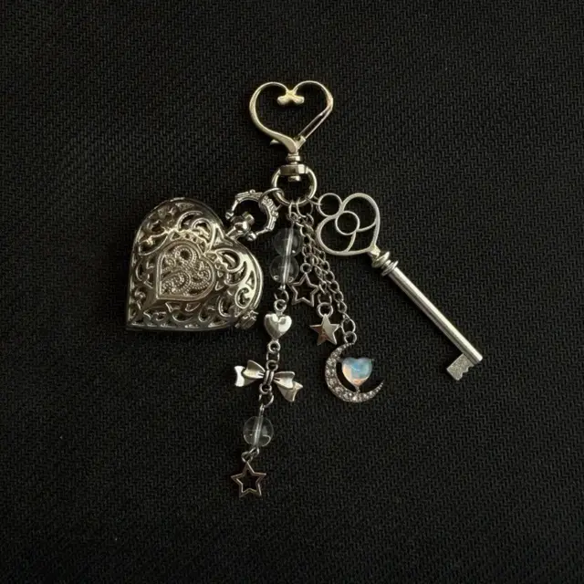 Metal Heart Watch Keychain Retro Pocket Watch Pendant Heart Keychain - Shop at LoveMi
