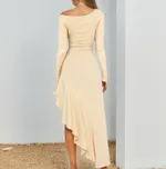 Wave Swing Slant Shoulder Elegant Waist Long Sleeve Dress - Apricot