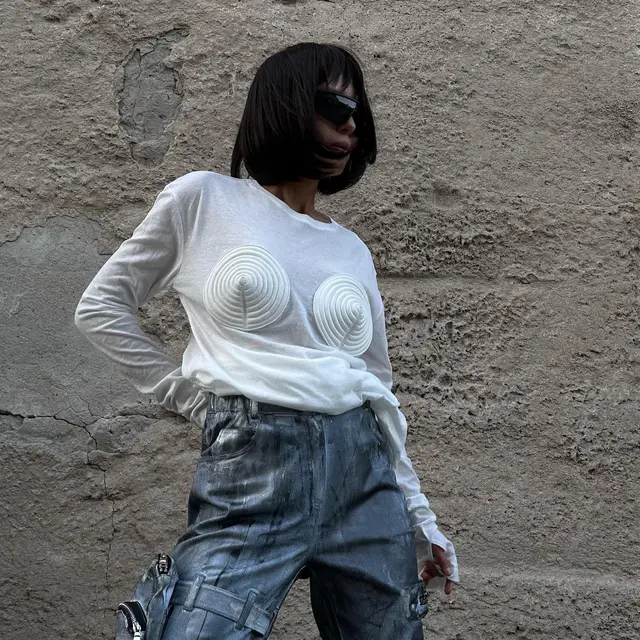 Personality Design Round Neck Chest Patch Base Shirt M3056 White - Shop at LoveMi