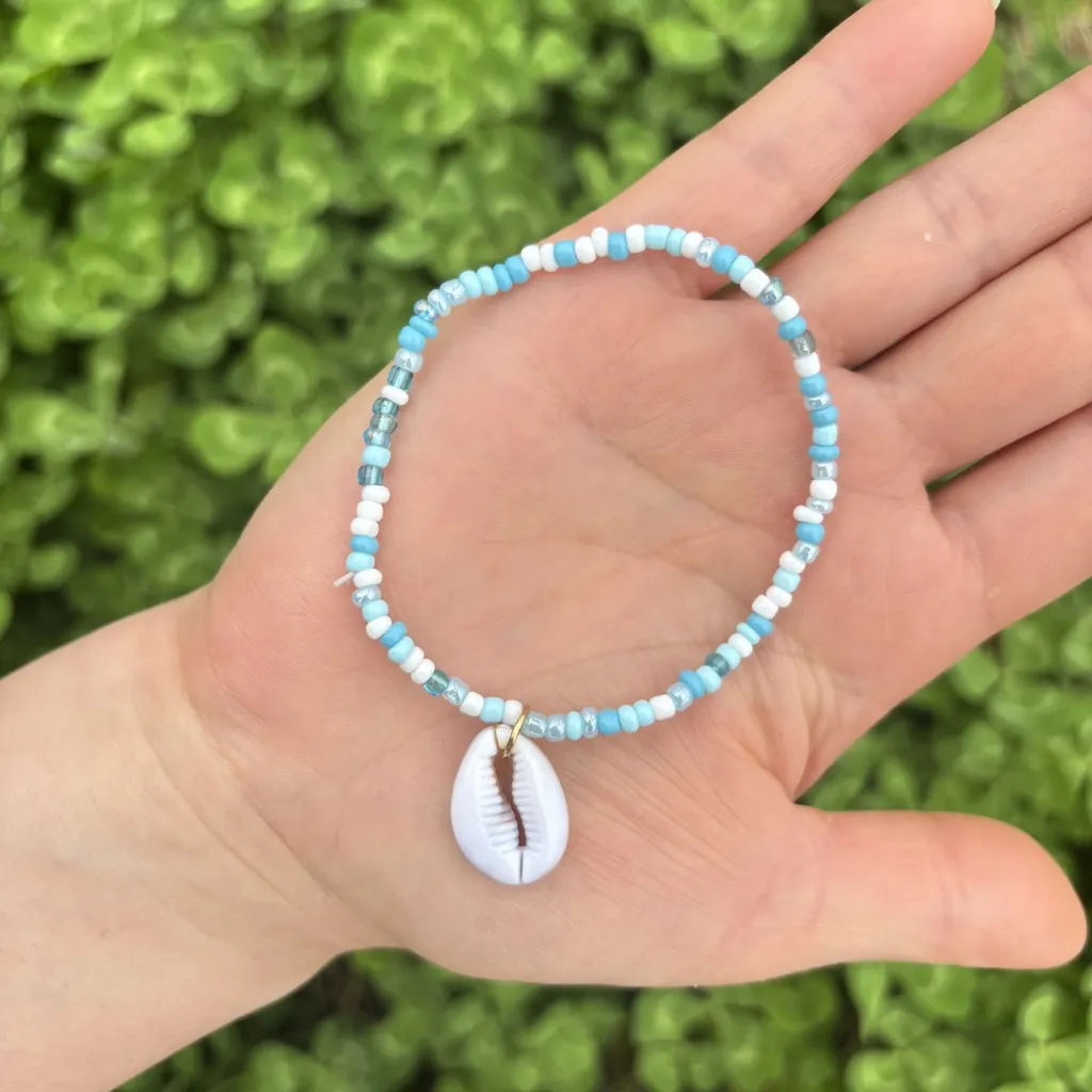 Dopamine Handmade Coloured Rice Bead Elastic Bracelet - Light Blue