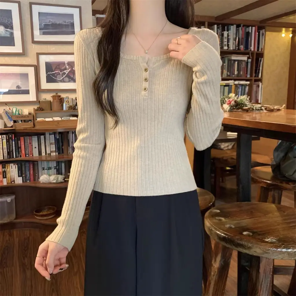 Women's Slim-fit Base Layer Stylish Top - Oatmeal Color
