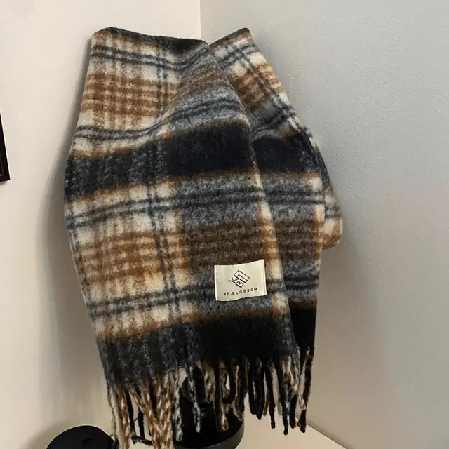 New Fashionable Plaid Scarf For Women Classic Black - Shop at LoveMi
