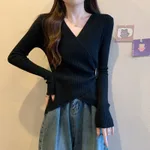 Women's Solid Colour Waist Cinching Short V-neck Knitted Base Sweater - Black