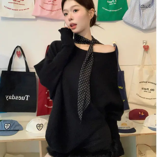 Irregular Knitwear Gentle And Versatile Top Black - Shop at LoveMi