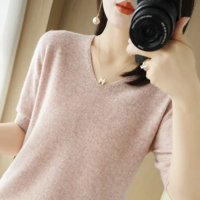 Round Neck Loose Base T Shirt Women Cherry Blossom Powder - Shop at LoveMi