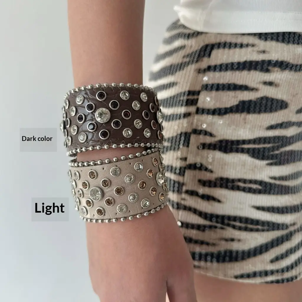 Heavy-duty Wide-style Retro Western Leather Snap Bracelet - Dark