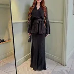 New V-neck Ribbed Sweater Knit Wrap Dress With A Straight Skirt And A Bow Tie - Black