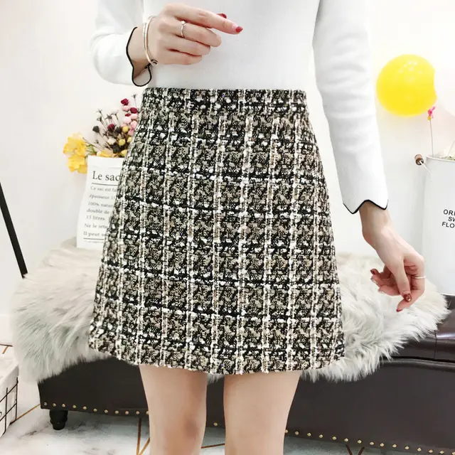 Small fragrance mini skirt Khaki - Shop at LoveMi