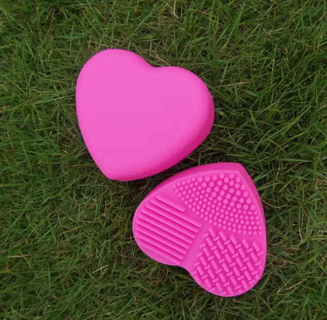 Love Scrubbing Pad Heart shaped Scrubbing Egg Silicone Heart shaped Scrubbing Artifact Silicone Heart shaped Scrubbing Tool Rose Red - Shop at LoveMi