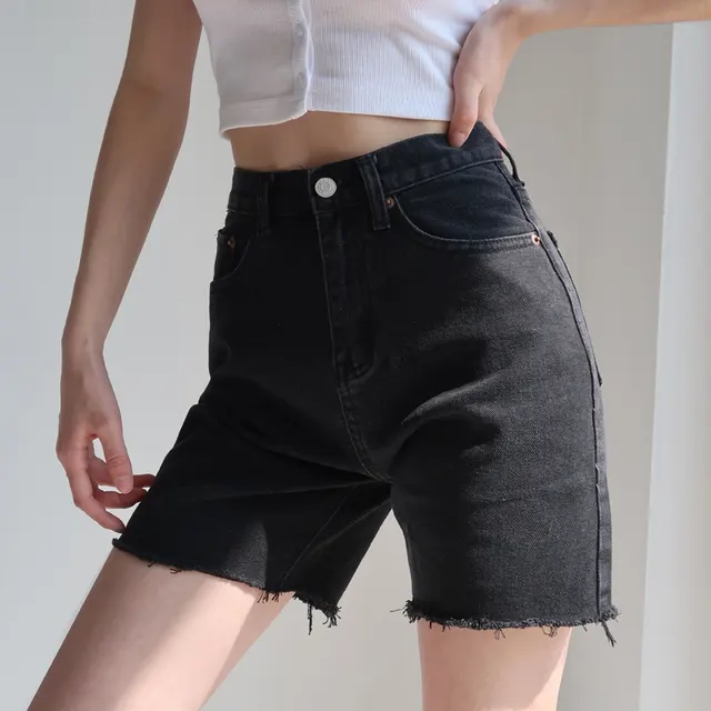 Denim shorts with raw hem Black - Shop at LoveMi