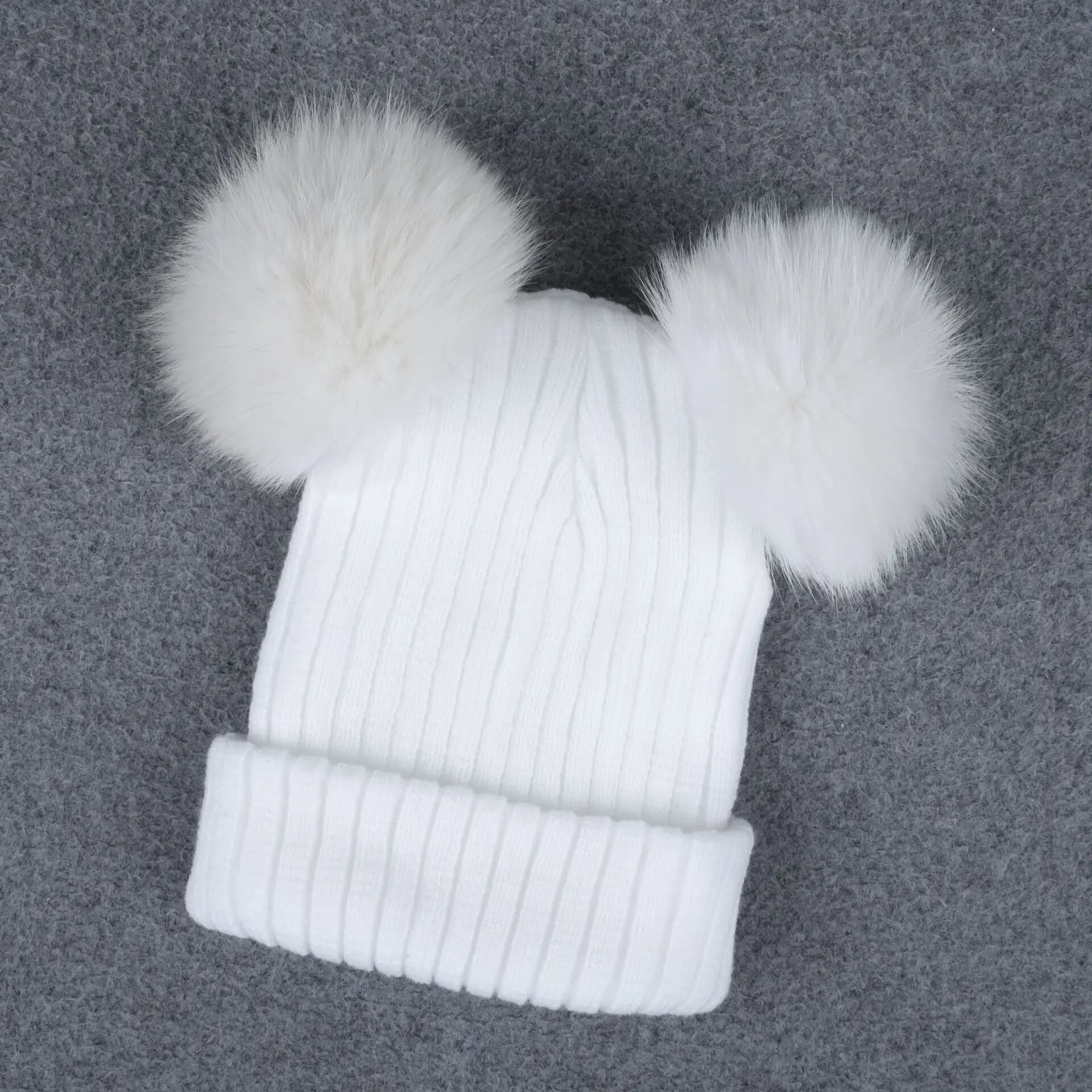 Ladies knitted cap double ball cap - White
