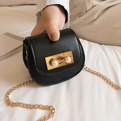 Contrasting mini saddle bag Black - Shop at LoveMi