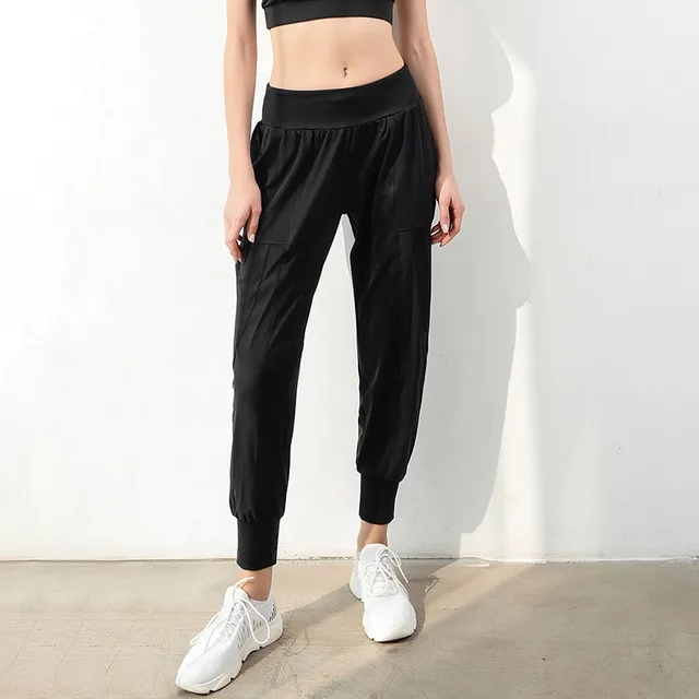 Running fitness pants quick drying cropped pants Black - Shop at LoveMi