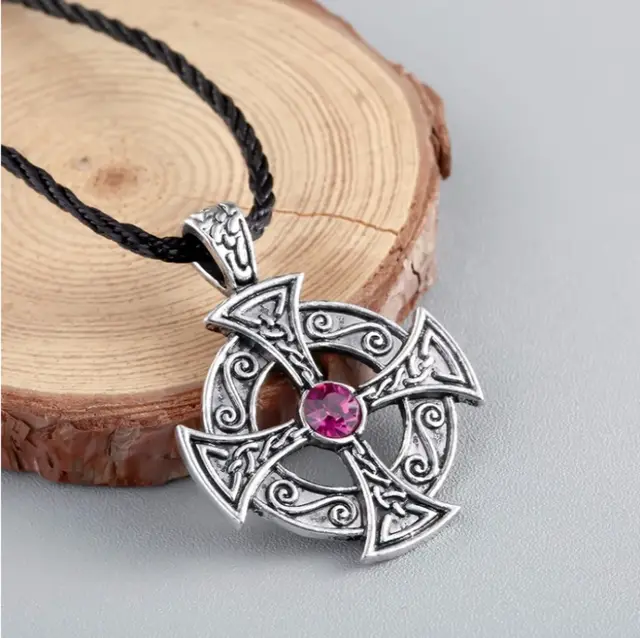 Round cross pendant Silver - Shop at LoveMi