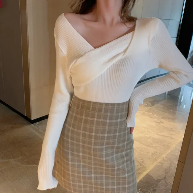 Cross neck long sleeved sweater White - Shop at LoveMi