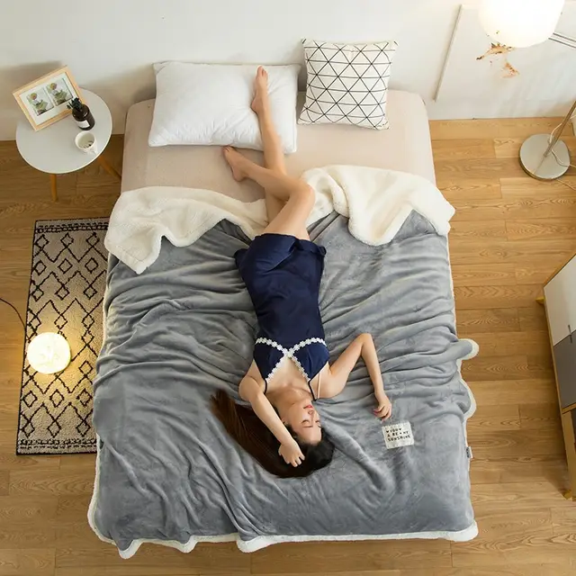 Pure color fleece blanket Grey - Shop at LoveMi