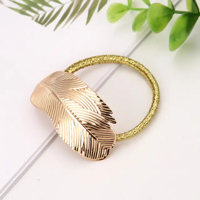 Trendy Horsetail Buckle Sector Gold - Shop at LoveMi