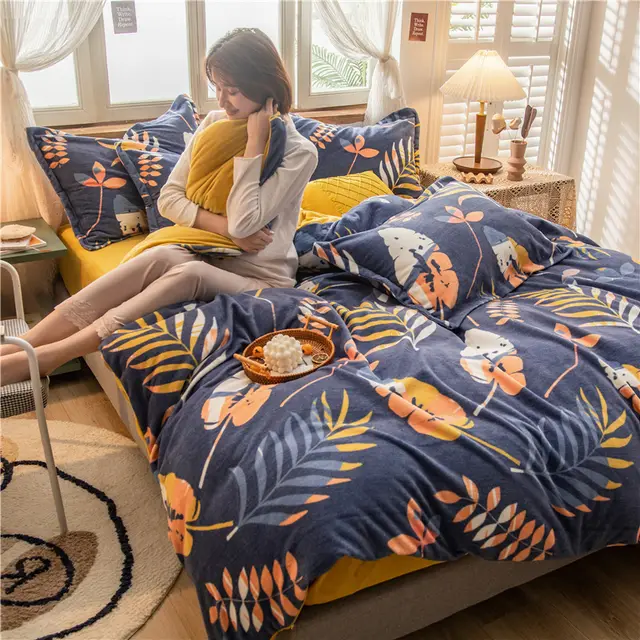 Four piece Set Of Thickened Warm Milk Fleece For Autumn And Winter Meet Love - Shop at LoveMi