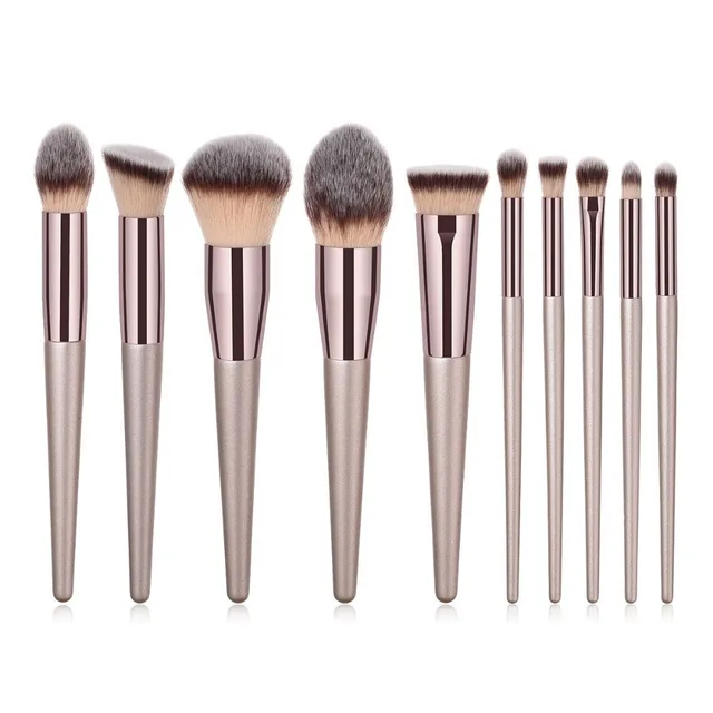 Eye shadow brush D Set - Shop at LoveMi
