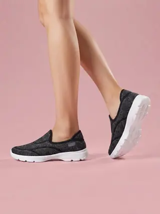 Easy Slip-On Walking Shoes for Elderly Women, Non-Slip - Black