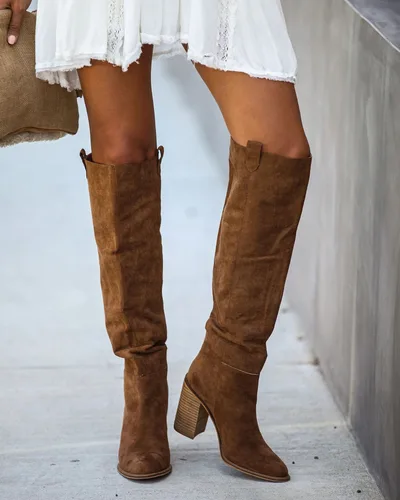 Oversized women's knee boots Brown - Shop at LoveMi