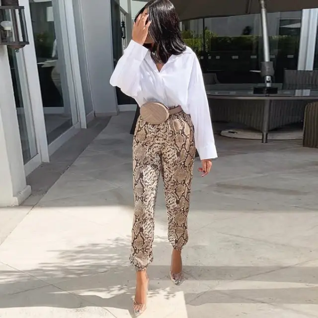 Hoge taille broek met slangenmotief Tan - Shop at LoveMi