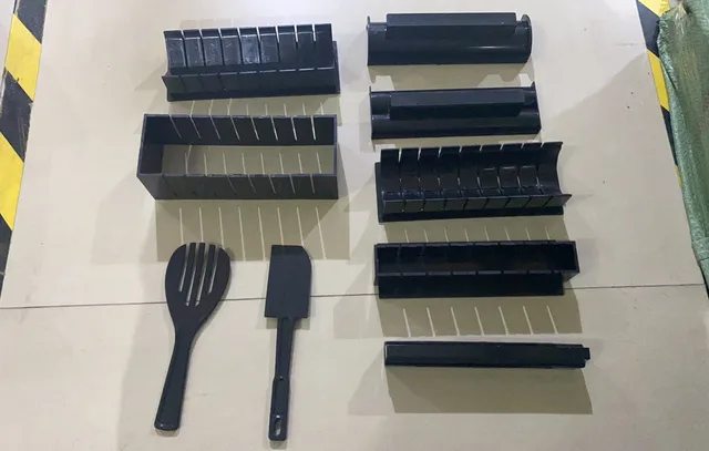 High quality Plastic Manual Sushi Making Tool Kit with 5 Sushi Roll Molds Black - Shop at LoveMi