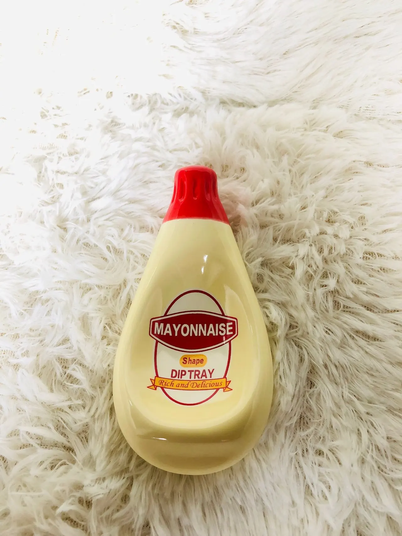 Ketchup bottle shape - 01White