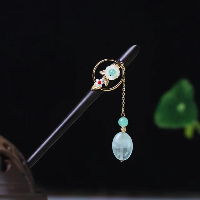 Hair pin with antique fringe Setting The Jade - Shop at LoveMi