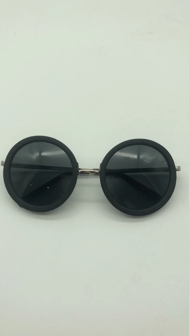 Big round sunglasses Matte Black - Shop at LoveMi