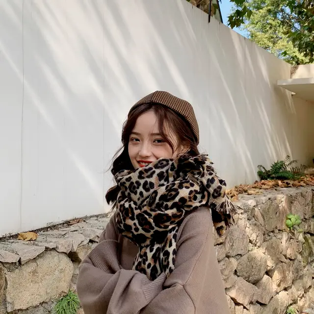 Fashion Retro 100 banded Leopard Scarf Women''s Korean version of Warm Neck Shawl - Shop at LoveMi