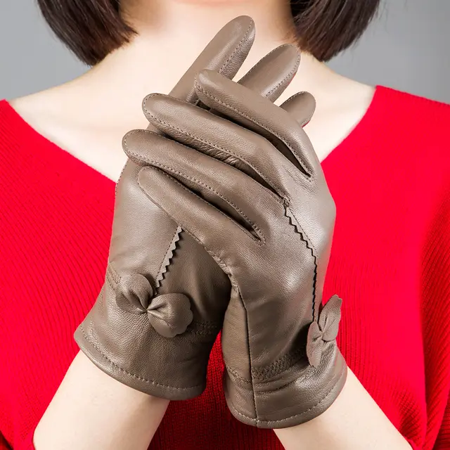 Woman Gloves H - Shop at LoveMi