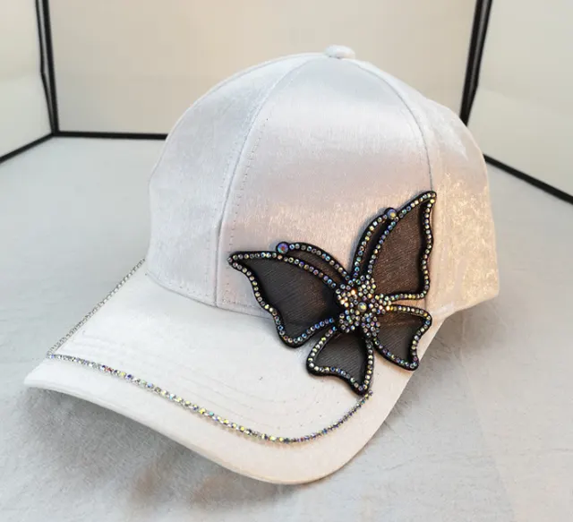 Rhinestone cap with diamonds White - Shop at LoveMi