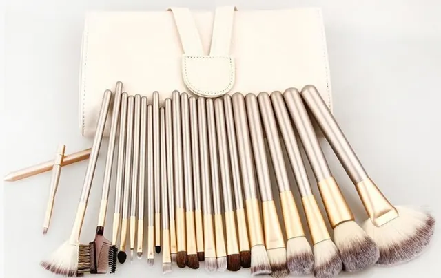 Makeup brush 24 With A Bag - Shop at LoveMi