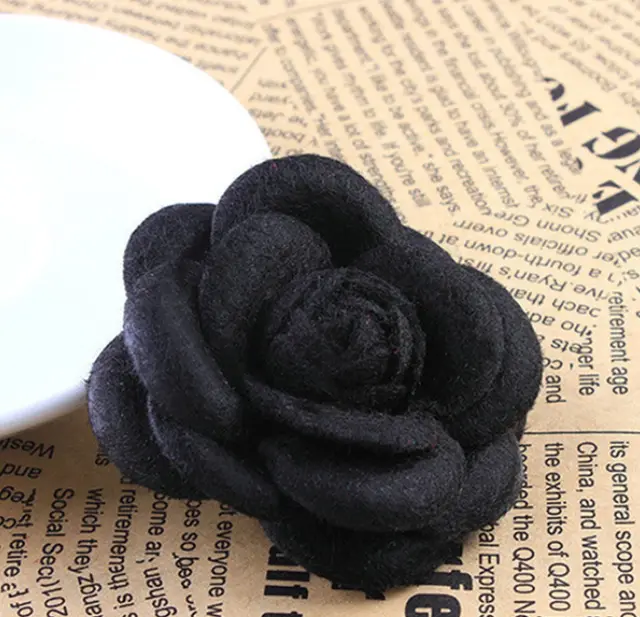 Korean women's Brooch Black - Shop at LoveMi