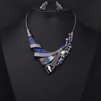 Europe and America jewelry set, luxury gemstone geometric short clavicle Necklace dress, bride dinner with jewelry Default - Shop at LoveMi
