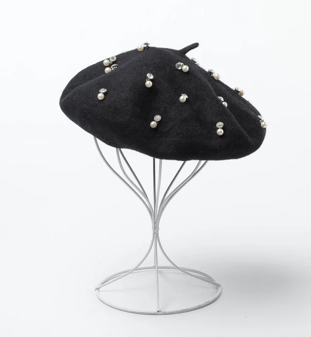 Rhinestone wool beret - Black