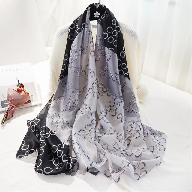Women's silk scarf - Es3