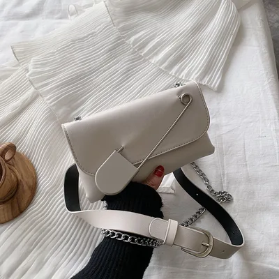 Niche chain belt bag White - Shop at LoveMi